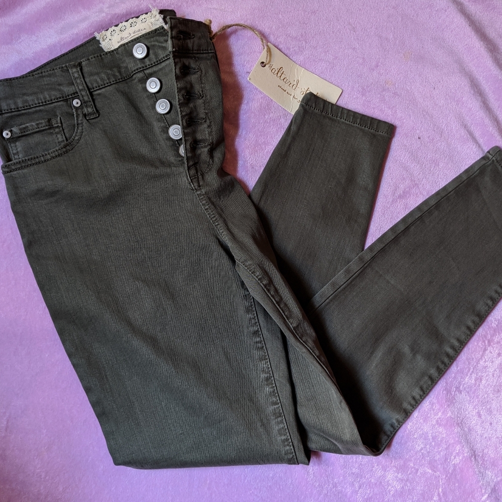 💚 Alter'd state olive high rise pants